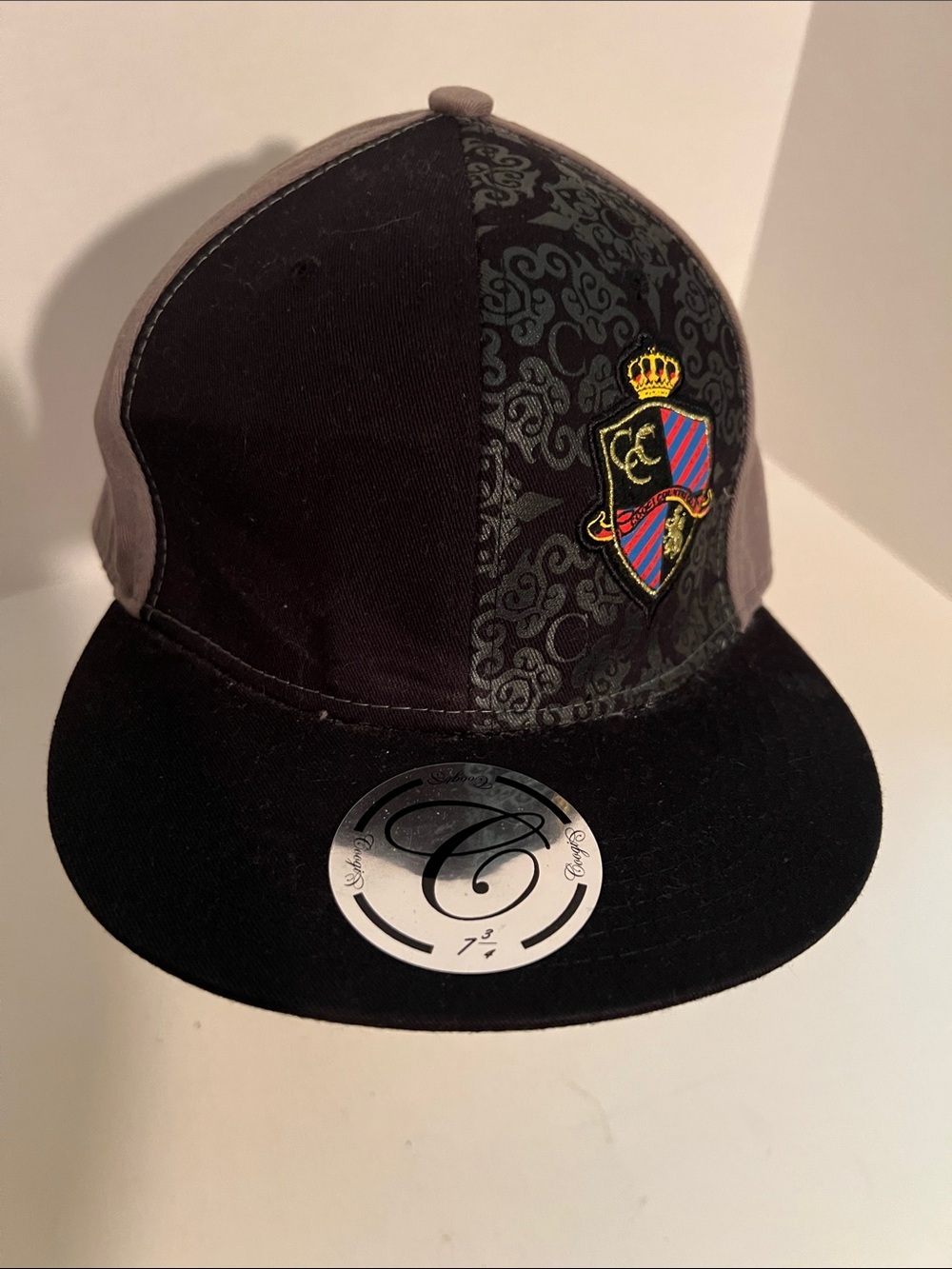 Coogi Black & Gray Crest Fitted Cap — Size 7¾